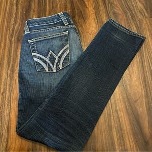 Lucky straight leg jeans with decorative pockets